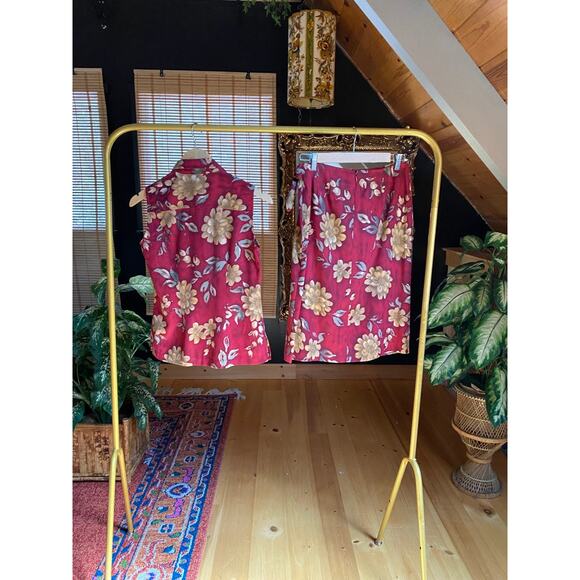Floral Silk Skirt Set - Picture 8 of 10